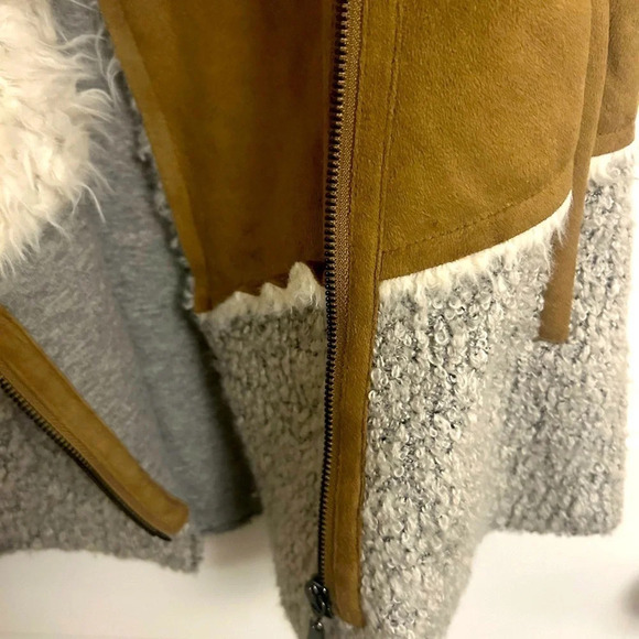 Sisters Sherpa/shearling vest size S  very good condition - Picture 8 of 8